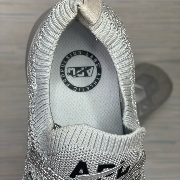 APL Techloom Wave Metallic Silver/Black SOLD OUT 7.5 Worn Once - Picture 6 of 10
